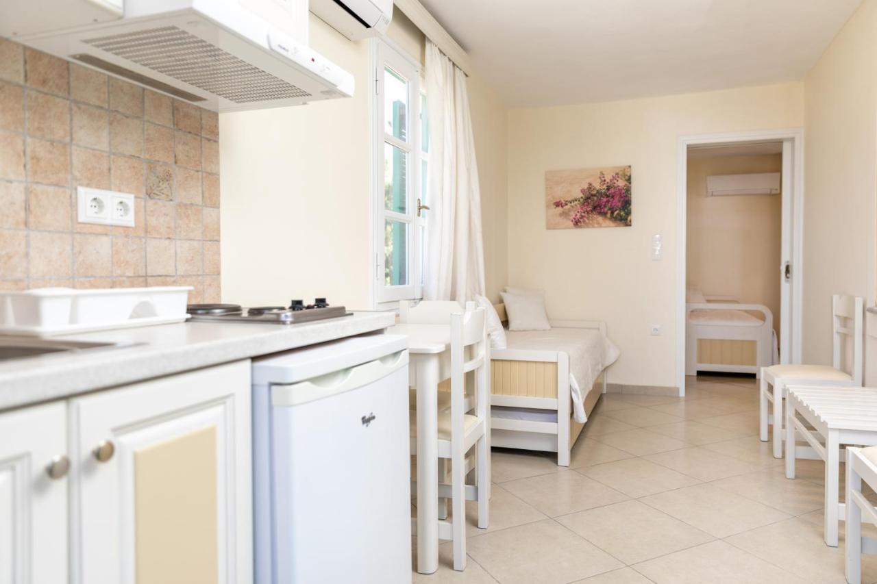 Harmony Apartahotel Agia Anna (Naxos)